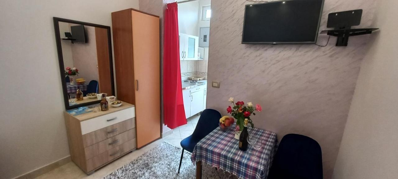 Aпартаменты Влаович Ίγκαλο Εξωτερικό φωτογραφία